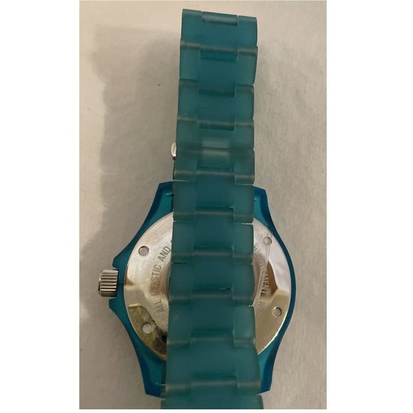 Invicta Model 1664 Men's Anatomic SS Case Light Blue Plastic Band Quartz Watch - Picture 8 of 10